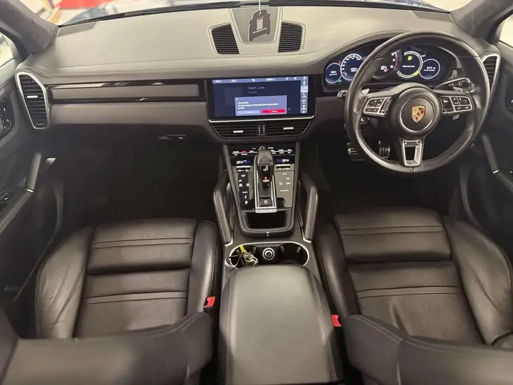 Porsche Cayenne 2020 photo 3