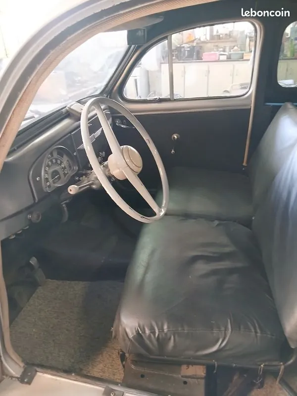 Peugeot 203 1960 photo 2