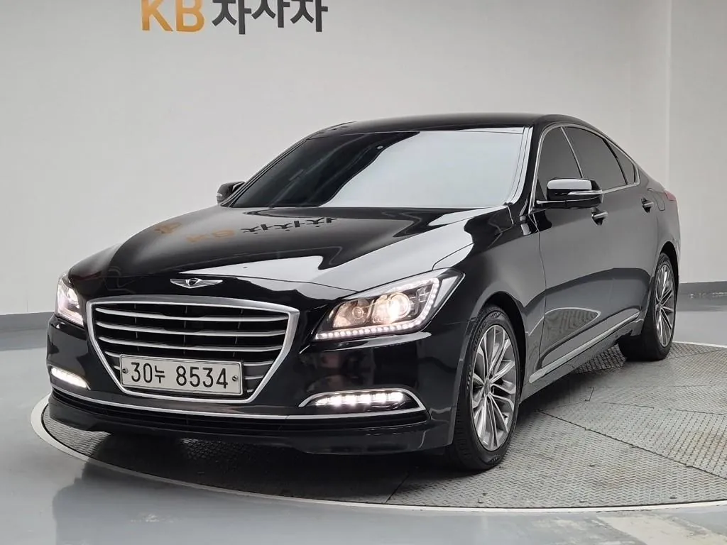 Hyundai Genesis