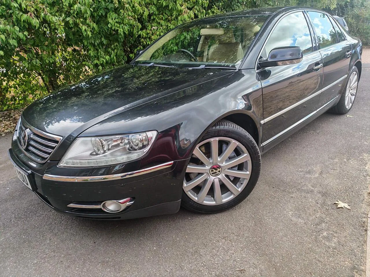 Volkswagen Phaeton 2010 photo 4