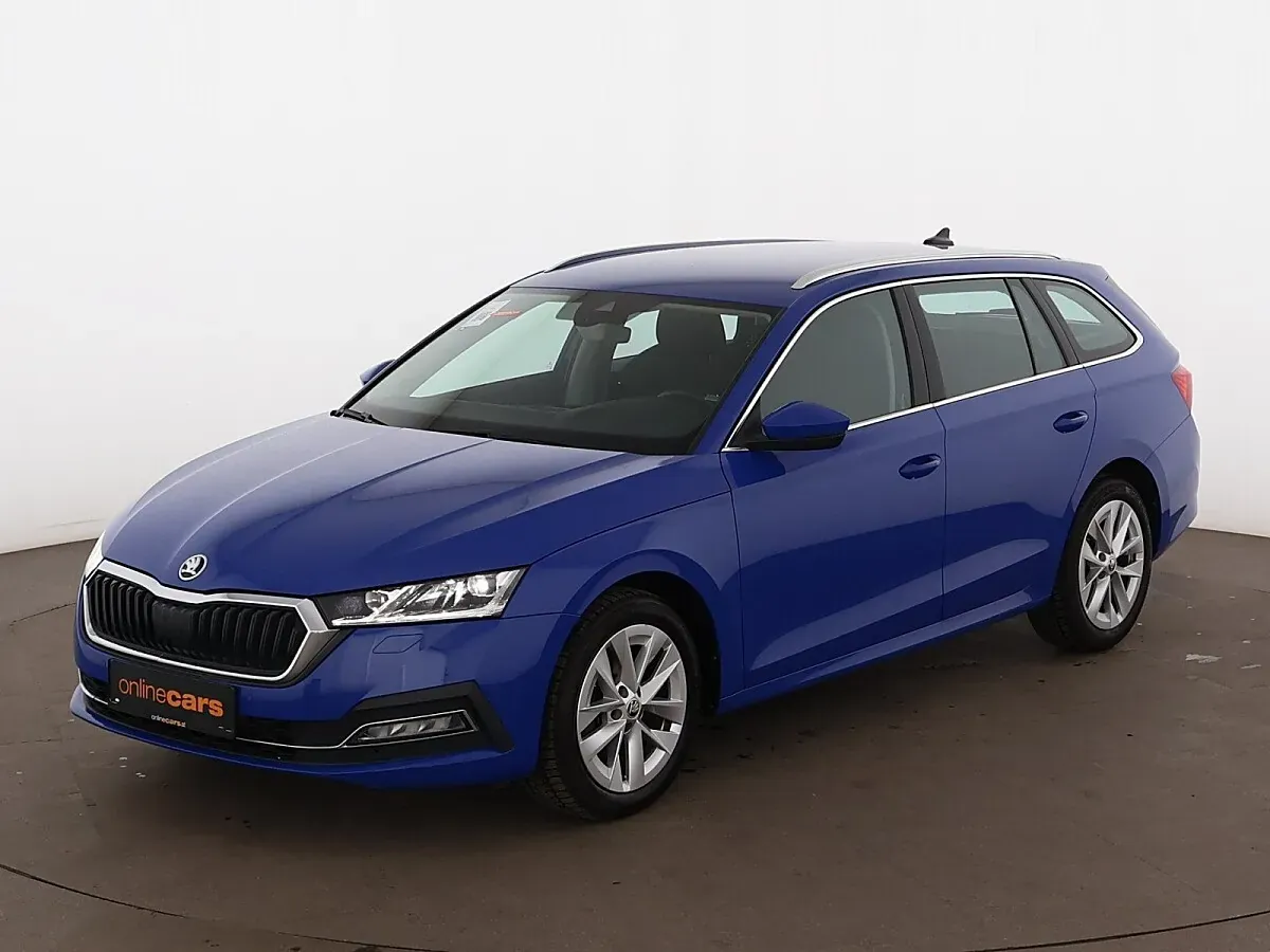 Skoda Octavia 2023 photo 2