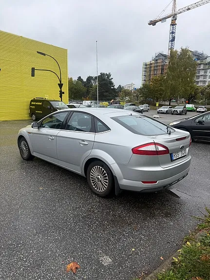 Ford Mondeo 2010 photo 4