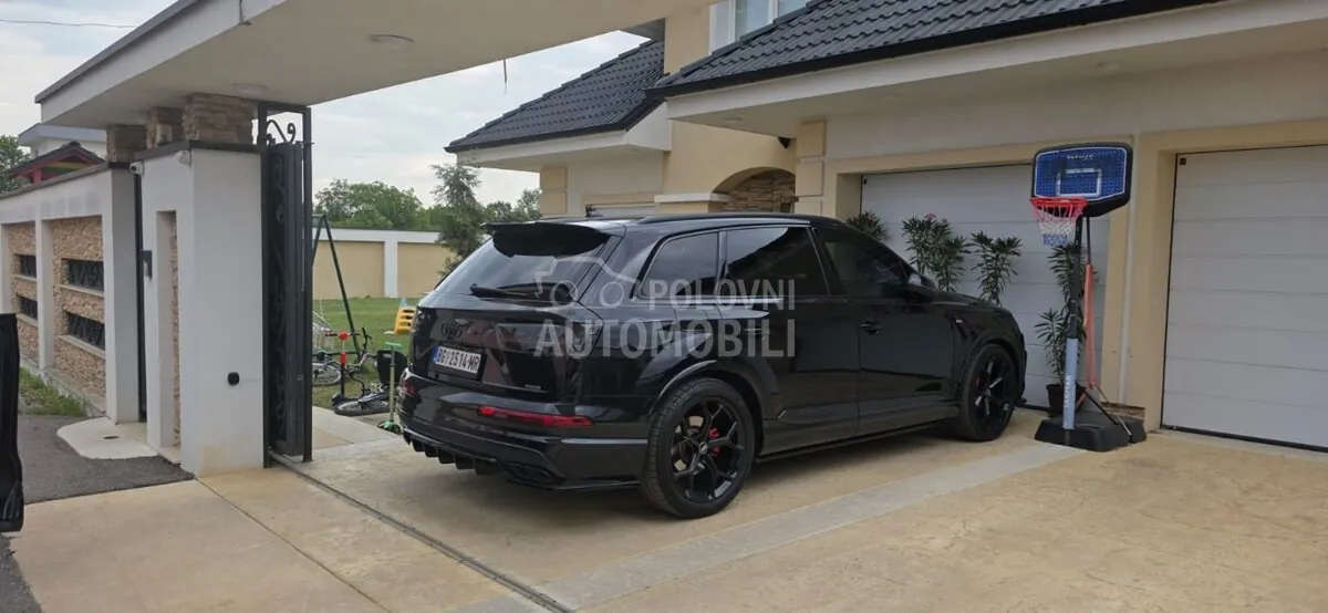 Audi Q7 2017 photo 3