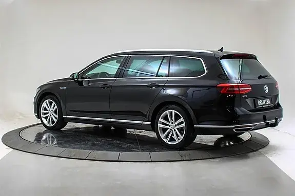 Volkswagen Passat 2017 photo 3