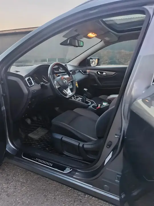Nissan Qashqai 2017 photo 2