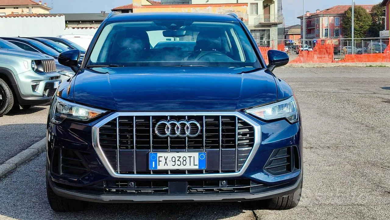 Audi Q3 2020 photo 2