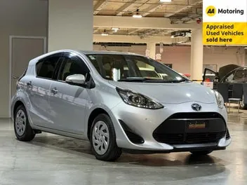 Toyota Aqua 2019 photo 2