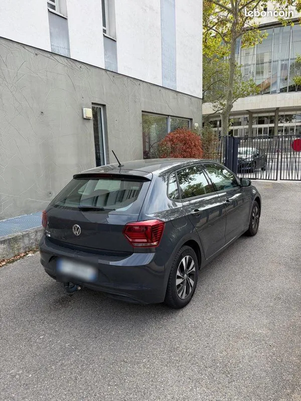 Volkswagen Polo 2018 photo 2