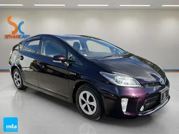 Toyota Prius 2014 photo 2