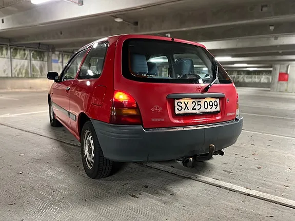 Toyota Starlet 1998 photo 5