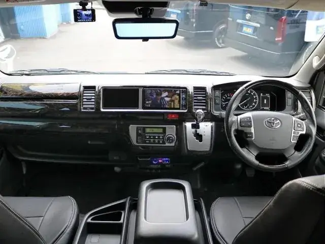 Toyota Highlander 2021 photo 2