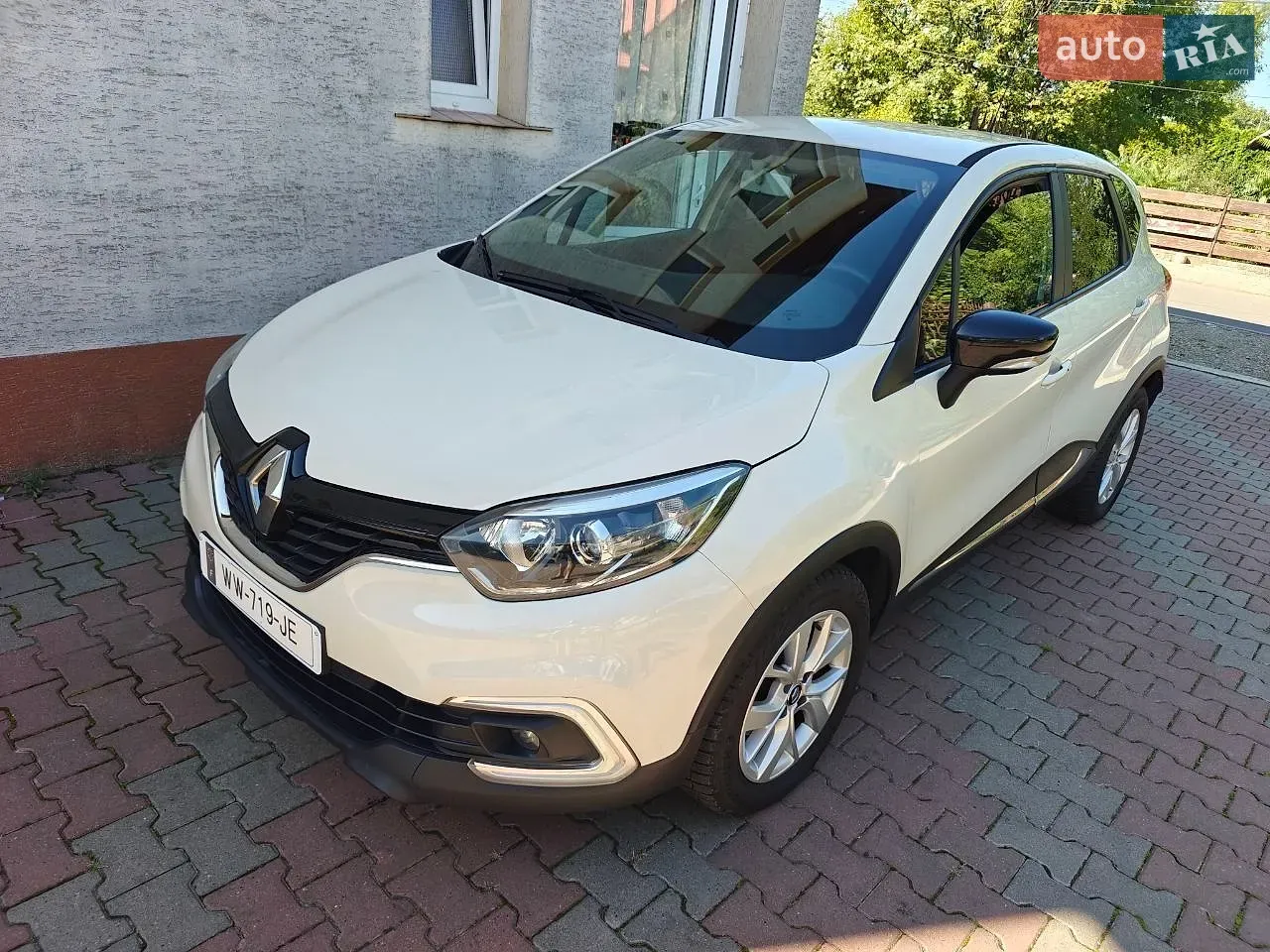 Renault Captur 2019 photo 2
