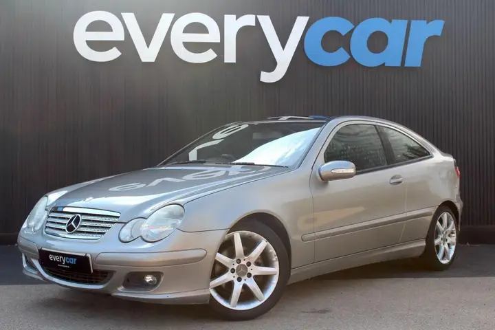 Mercedes-Benz C180 2006 photo 5