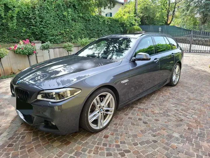 BMW 5 Series 2016 photo 2