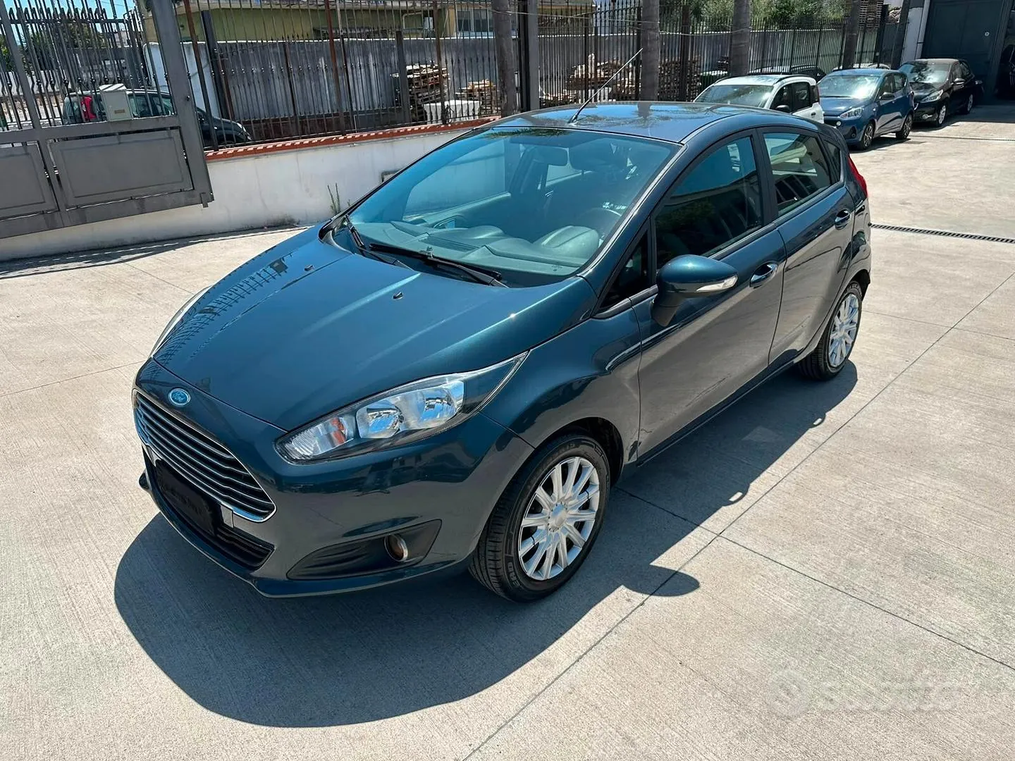 Ford Fiesta 2015 photo 3