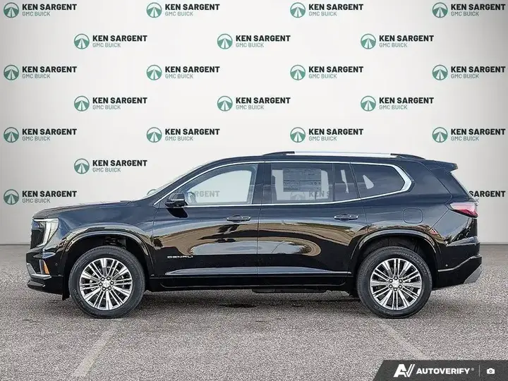 GMC Acadia 2027 photo 3
