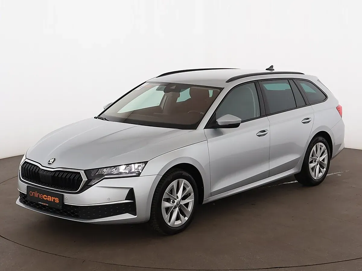 Skoda Octavia 2024 photo 2