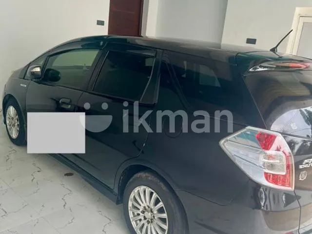 Honda Fit Shuttle 2013 photo 2