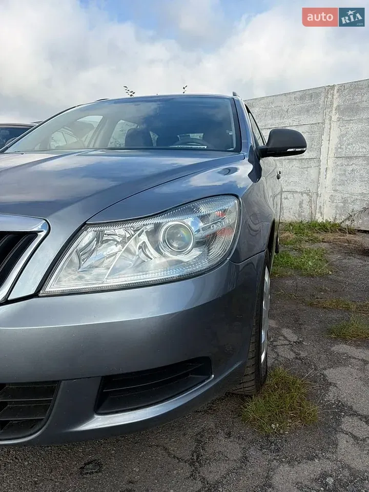Skoda Octavia 2013 photo 4