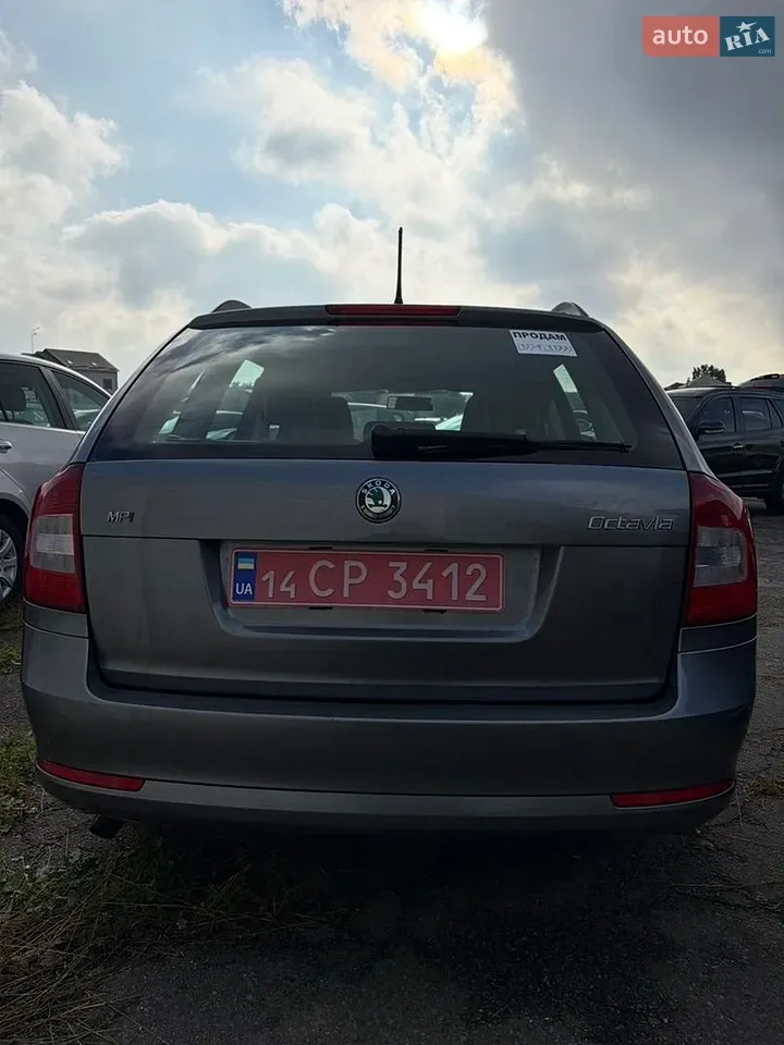 Skoda Octavia 2013 photo 3