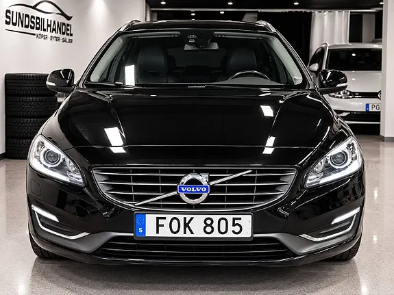 Volvo V60 2015 photo 2