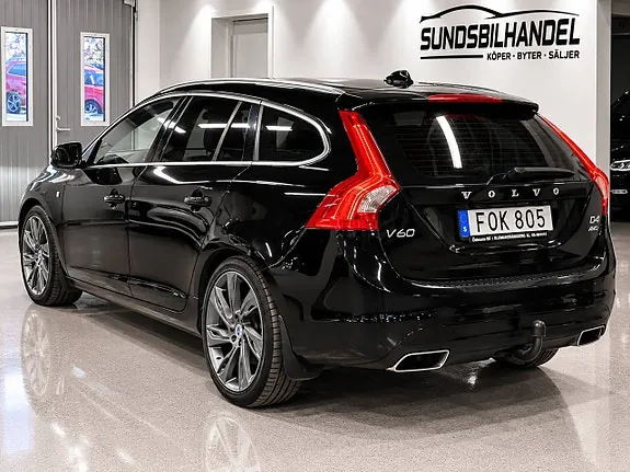 Volvo V60 2015 photo 3