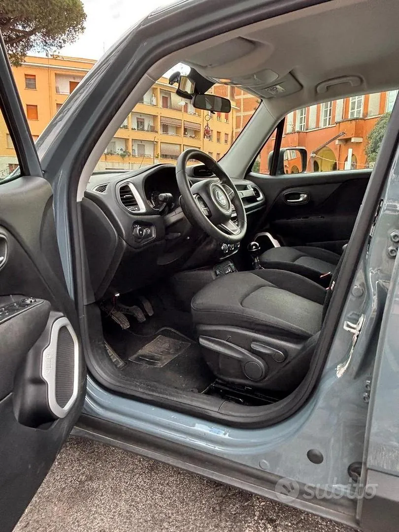 Jeep Renegade 2017 photo 3