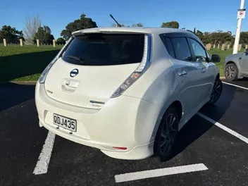 Nissan Leaf 2014 photo 4