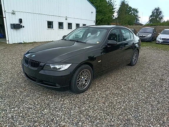 BMW 320I 2005 photo 2