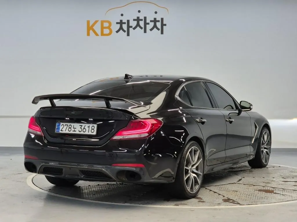 Genesis G70 2019 photo 3