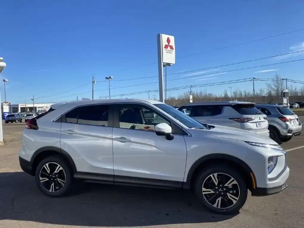 Mitsubishi Eclipse Cross 2026 photo 2