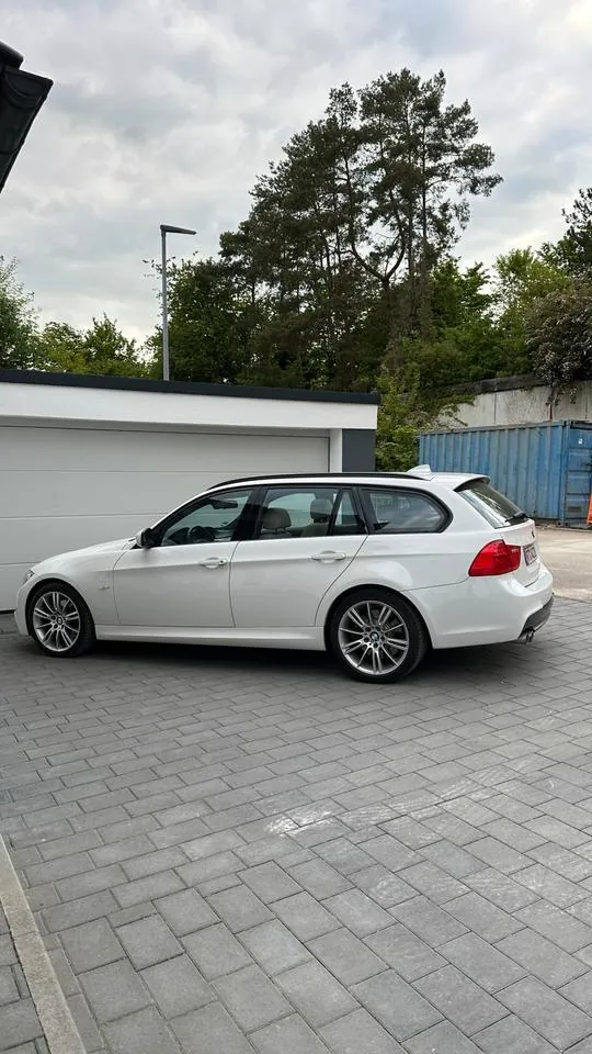 BMW 330D