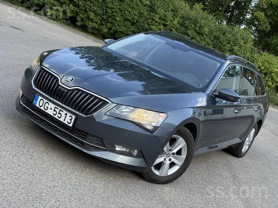 Skoda Superb 2017 photo 2