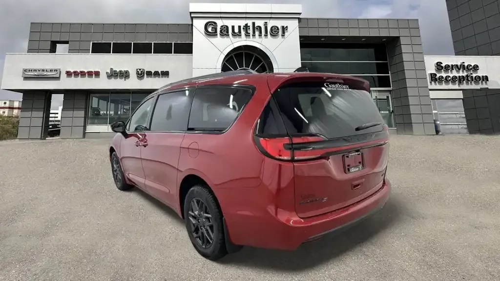 Chrysler Pacifica 2027 photo 4