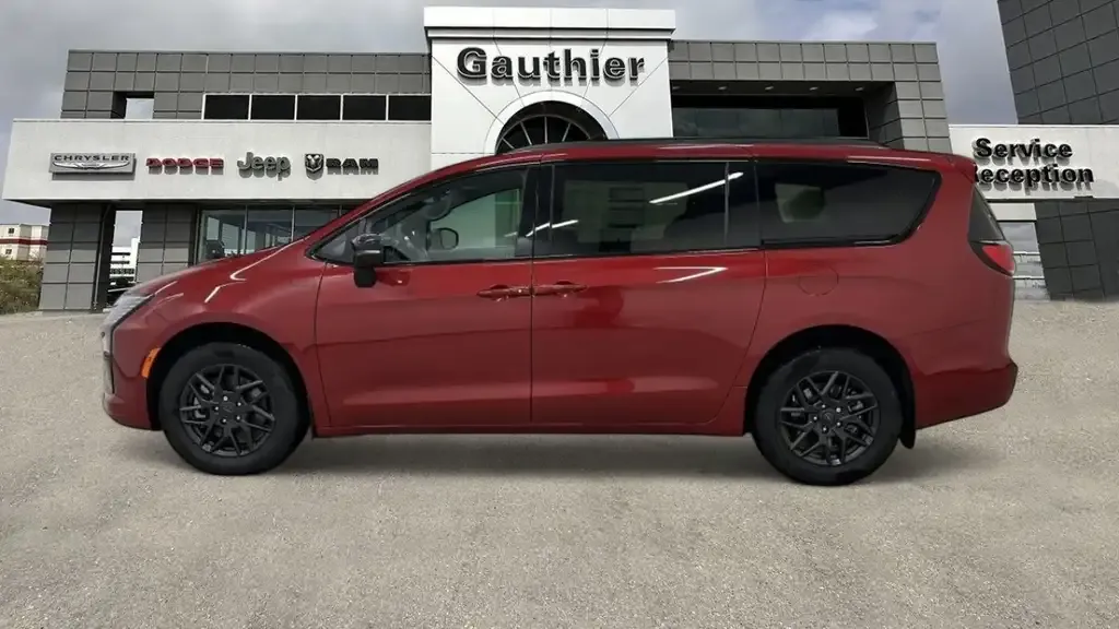 Chrysler Pacifica 2027 photo 3