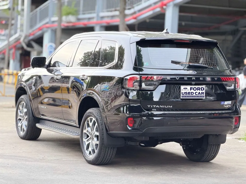Ford Everest 2023 photo 4
