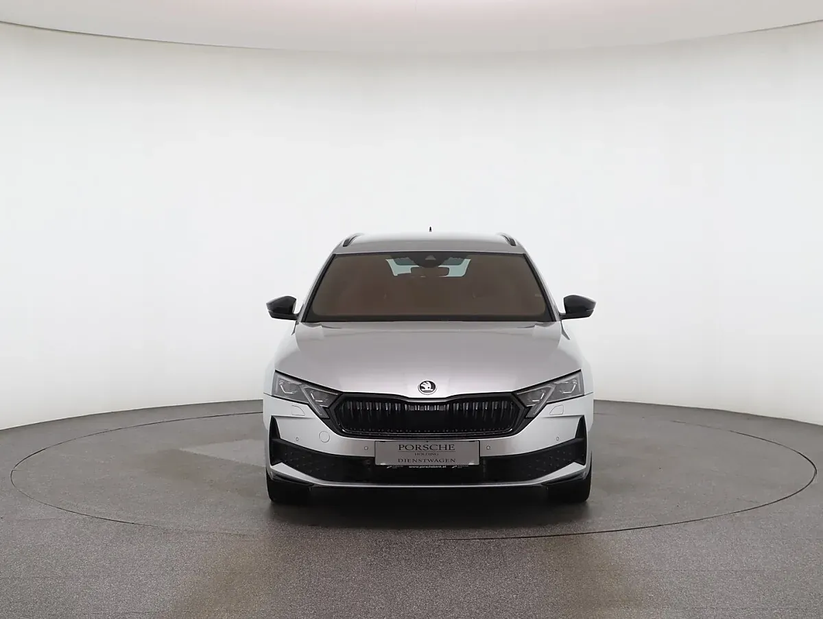 Skoda Octavia 2026 photo 2