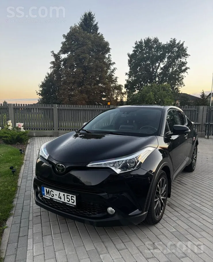 Toyota C-Hr 2019 photo 3