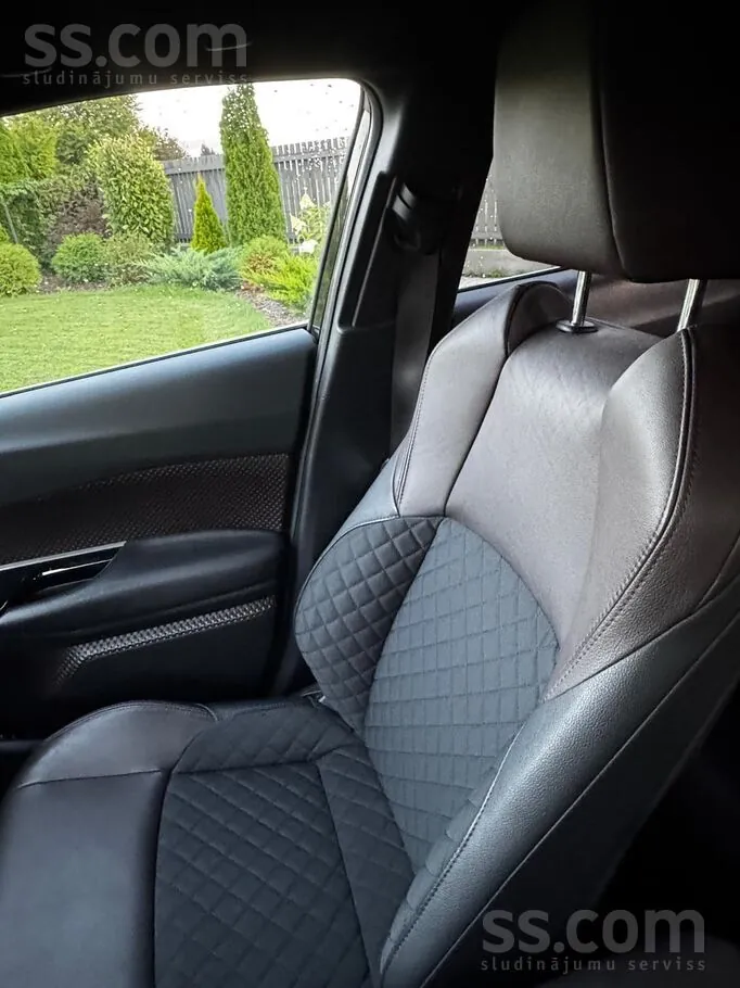 Toyota C-Hr 2019 photo 5