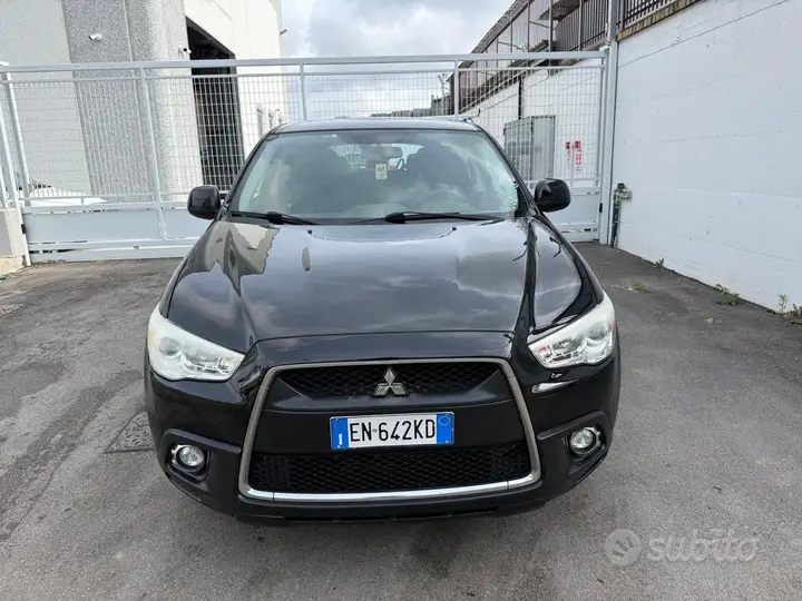 Mitsubishi Asx 2012 photo 2