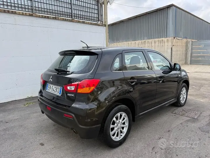 Mitsubishi Asx 2012 photo 4