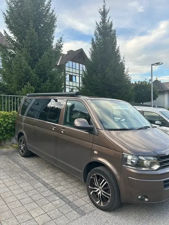 Volkswagen T5 2011 photo 2