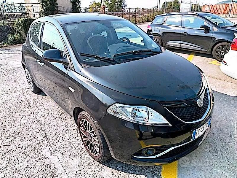 Lancia Ypsilon 2016 photo 5