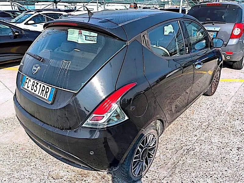 Lancia Ypsilon 2016 photo 4