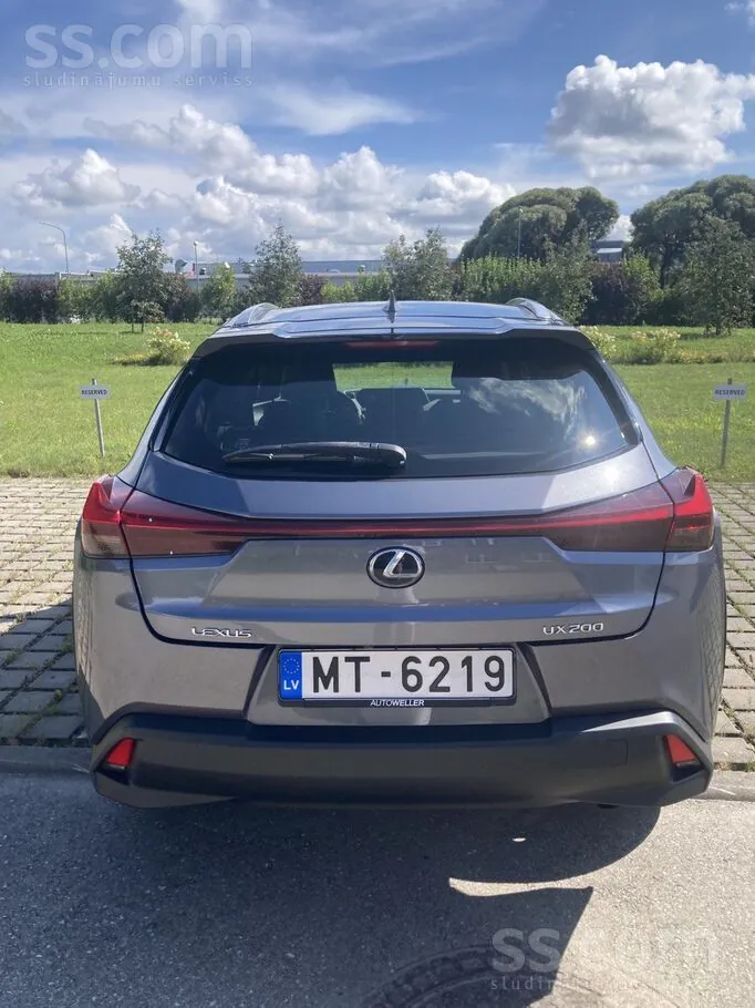 Lexus Ux 2019 photo 5