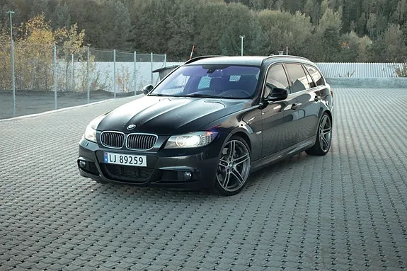 BMW 335D 2011 photo 2
