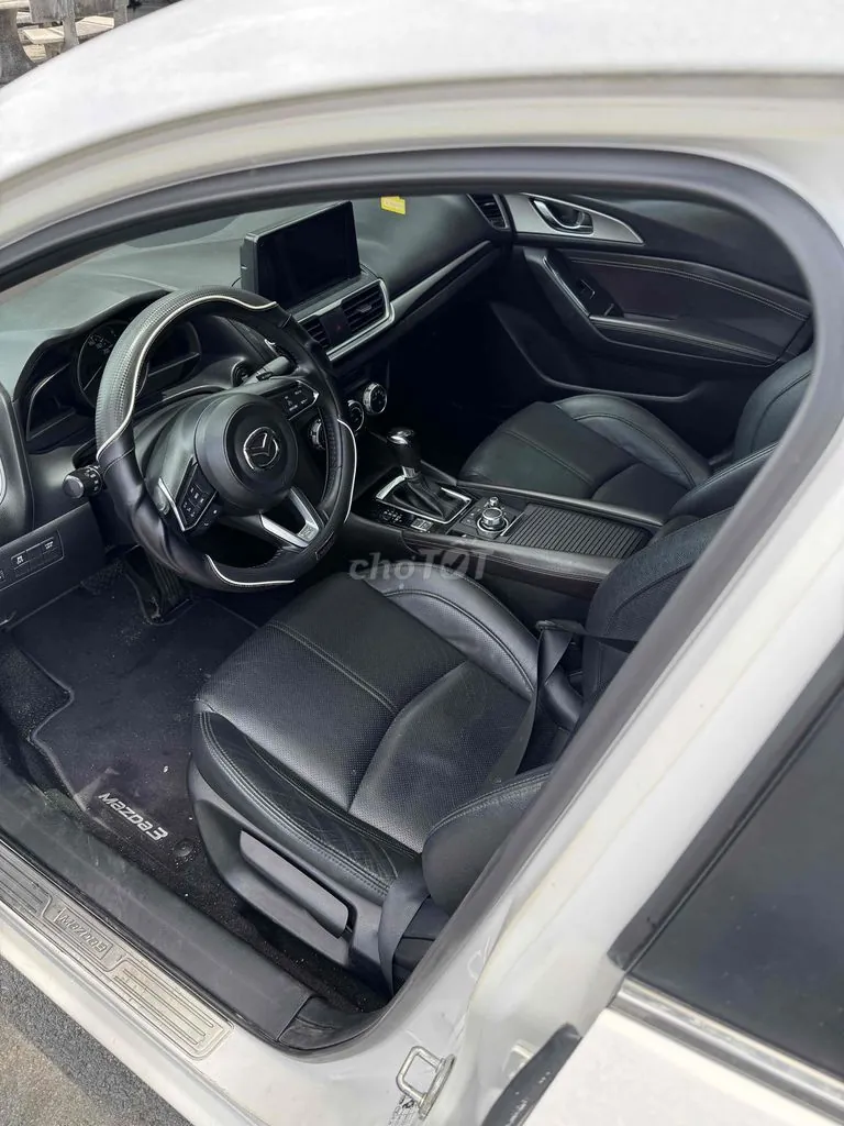 Mazda 3 2017 photo 5