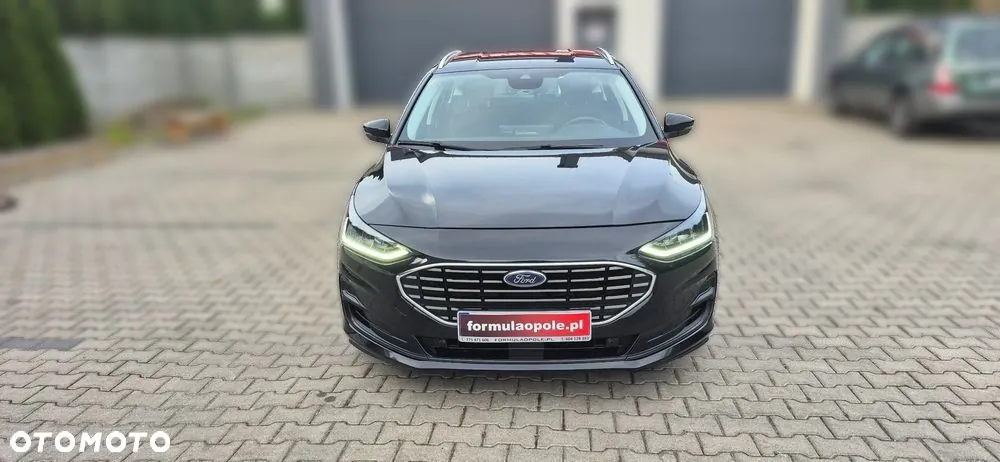 Ford Focus 2022 photo 2