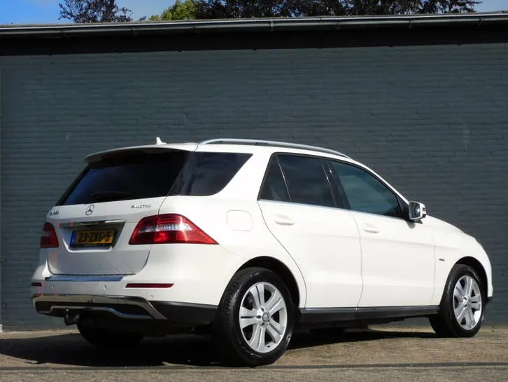 Mercedes-Benz M-Class 2012 photo 3