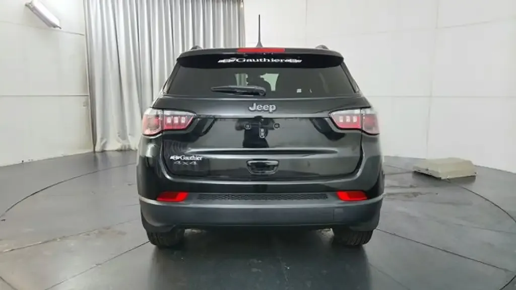 Jeep Compass 2024 photo 3
